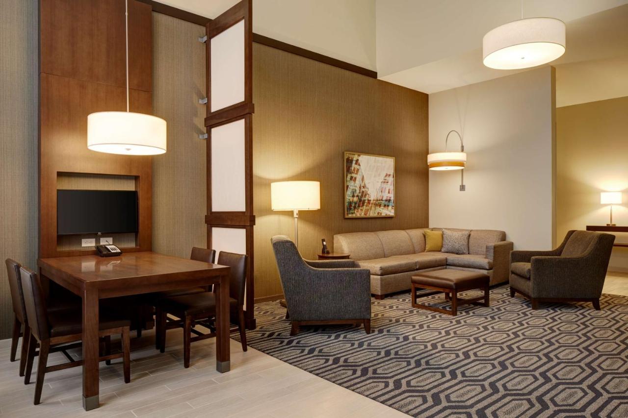 | Hyatt Place St. Paul