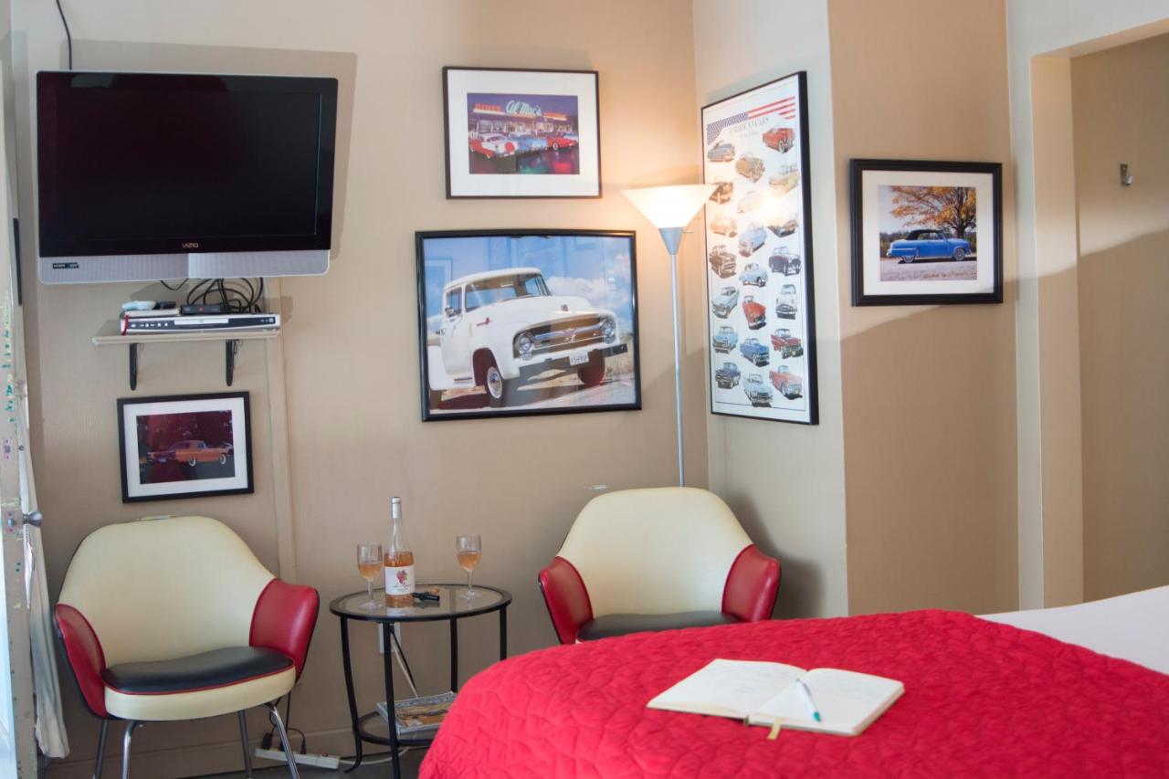  | Palm Springs Rendezvous