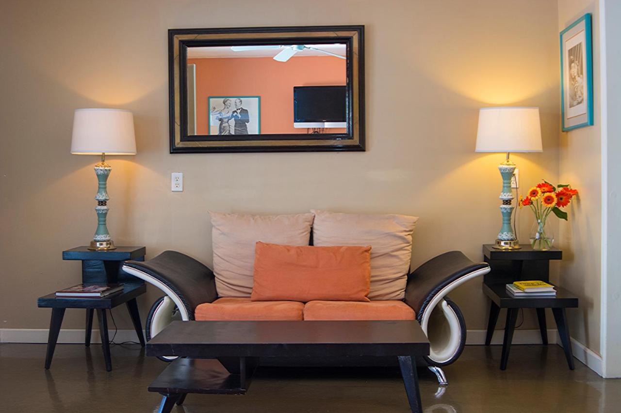  | Palm Springs Rendezvous