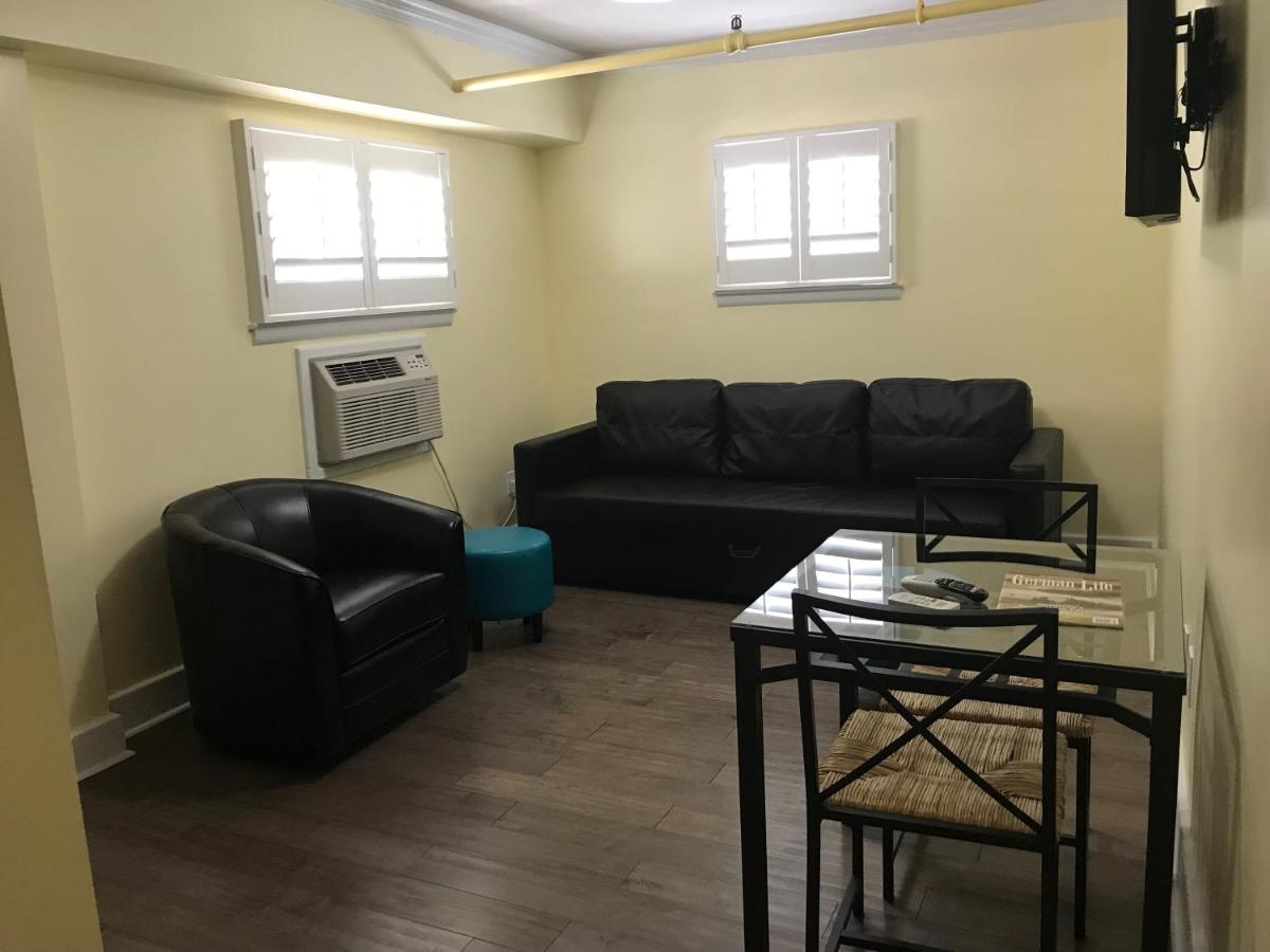 Queen Suite at The Sherman