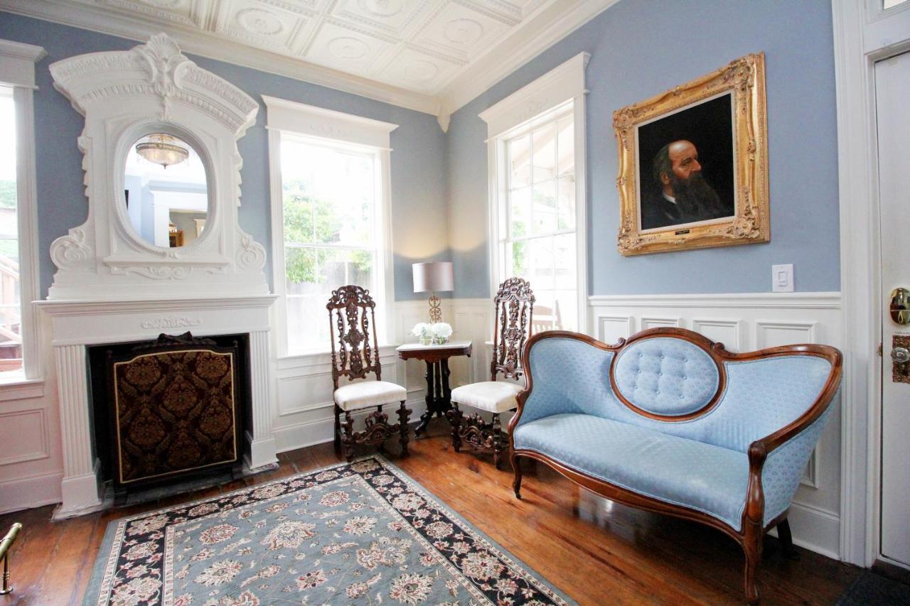 | The Dahlonega Square Hotel & Villas