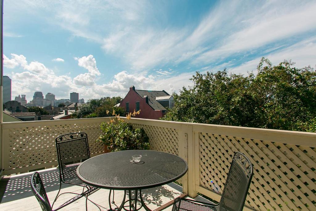 | Lafitte Hotel & Bar