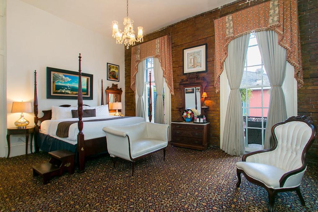 | Lafitte Hotel & Bar