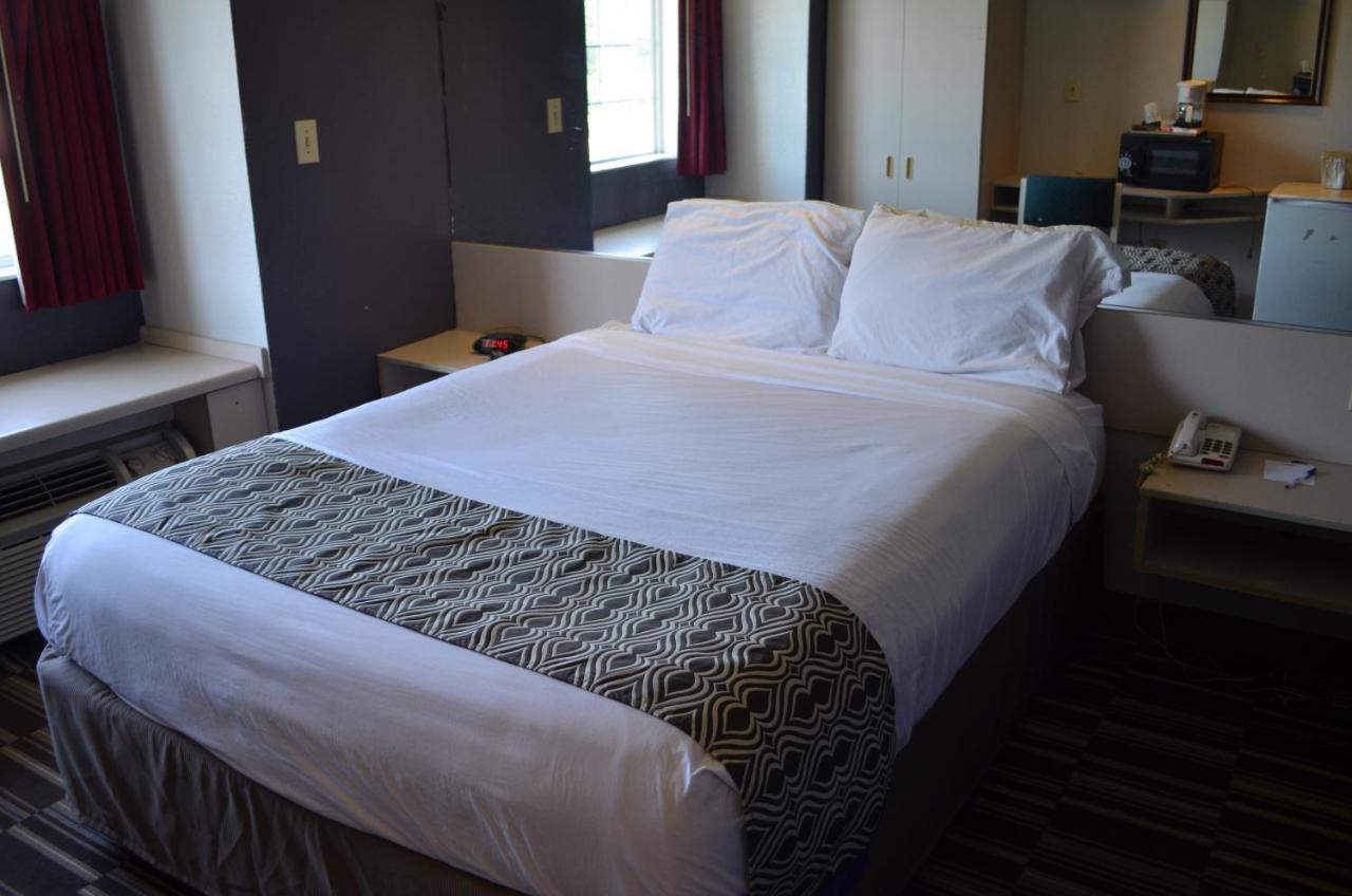 | Stay Express inn and Suites Atlanta Union City