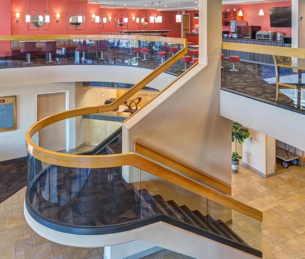 | LivINN Hotel Cincinnati North/ Sharonville