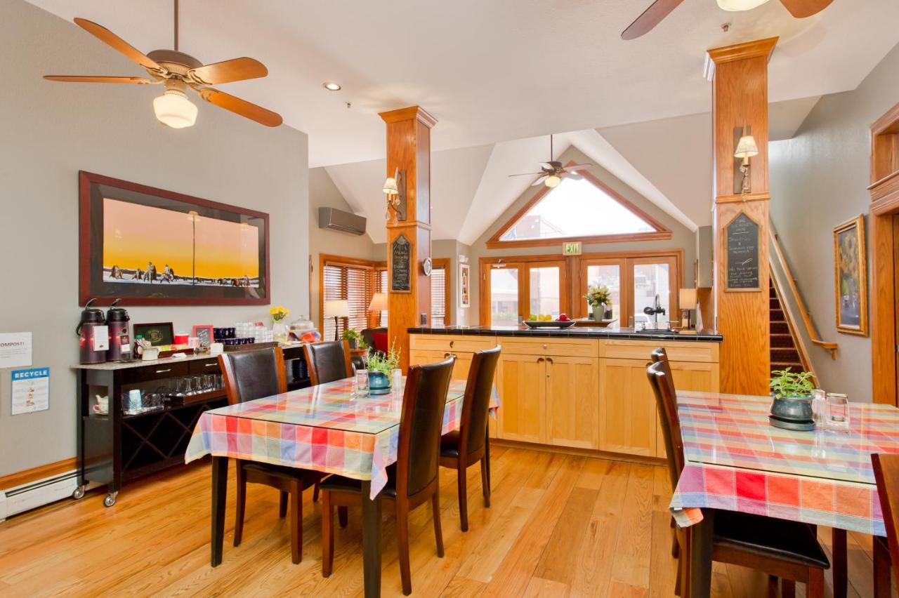 | The Bradley Boulder Inn