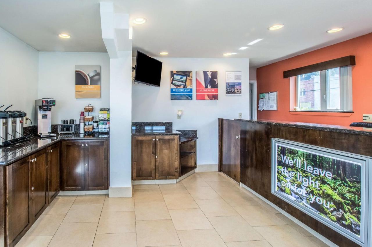 | Motel 6-Astoria, OR