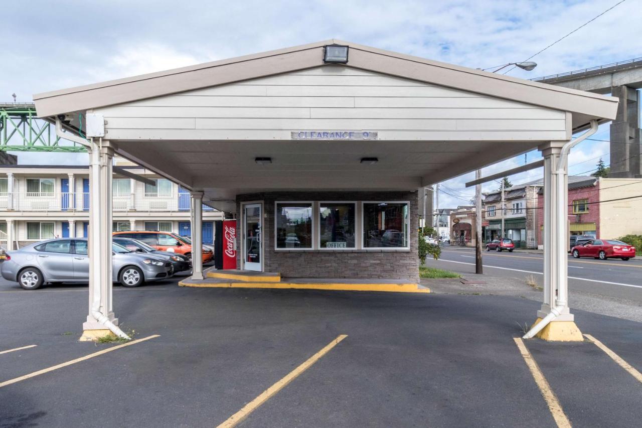 | Motel 6-Astoria, OR
