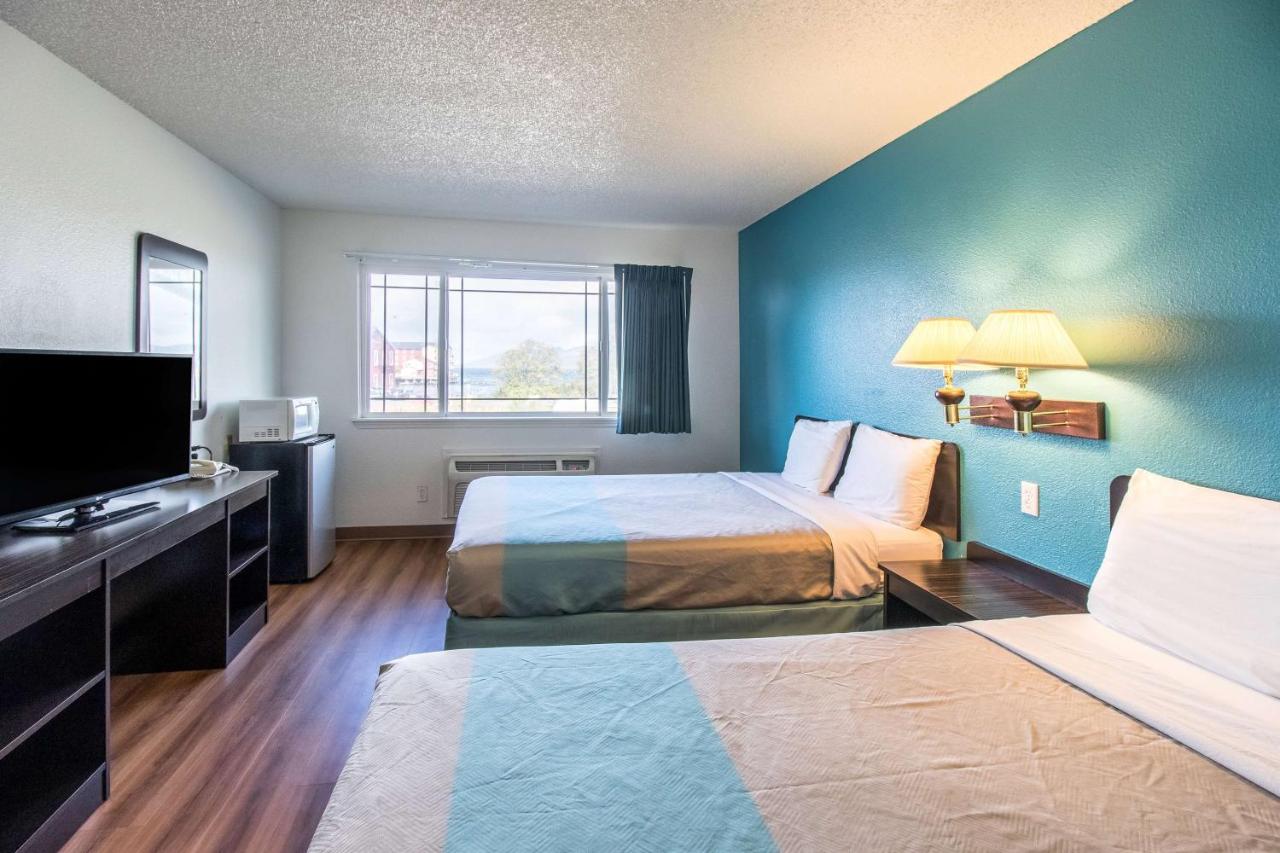 | Motel 6-Astoria, OR