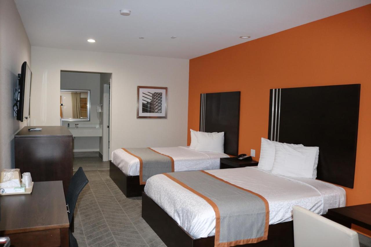 | Scottish Inn & Suites - IAH Airport
