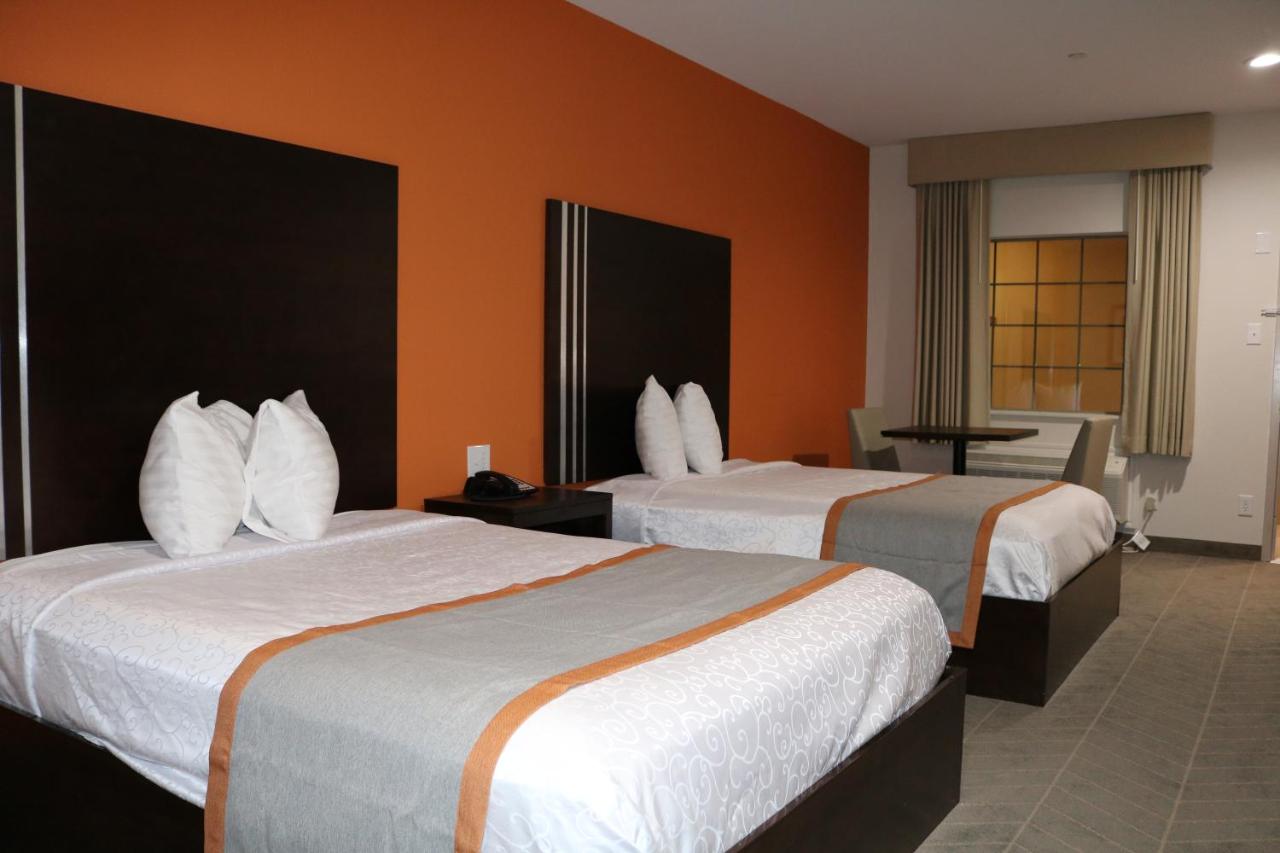 | Scottish Inn & Suites - IAH Airport
