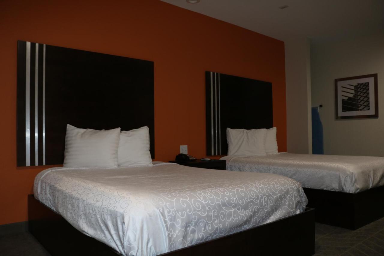 | Scottish Inn & Suites - IAH Airport