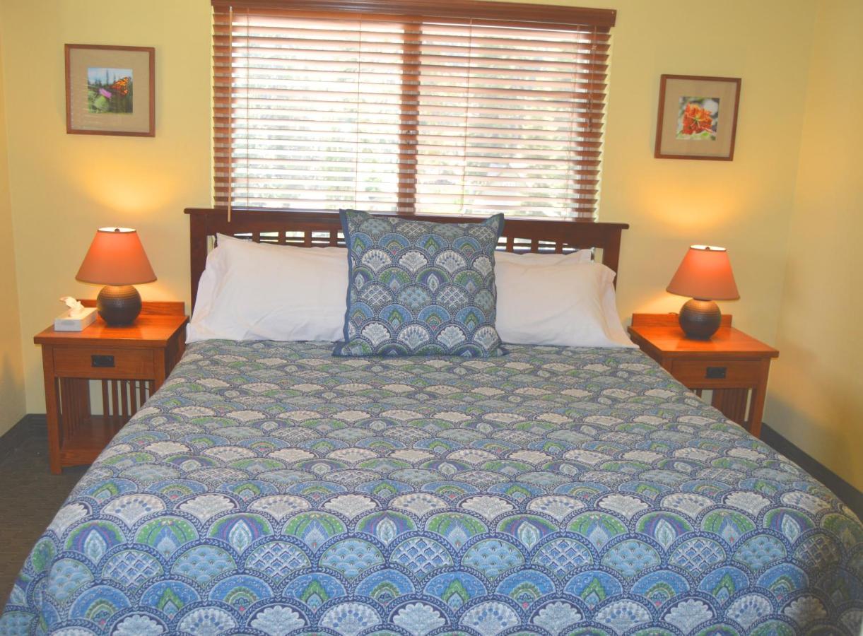 | Montecito Sequoia Lodge