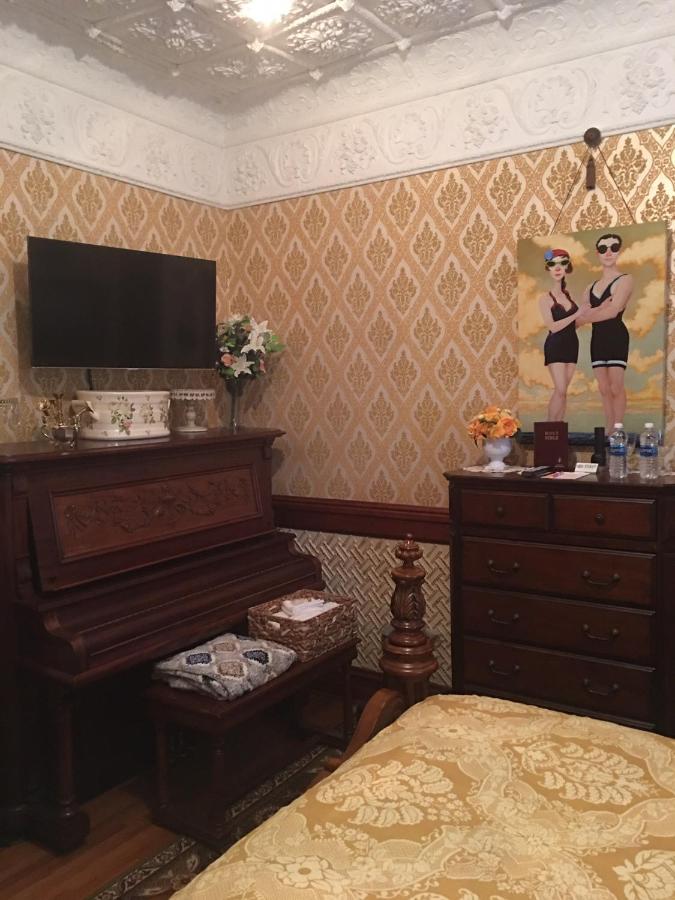 | Queen Anne Bed and Breakfast