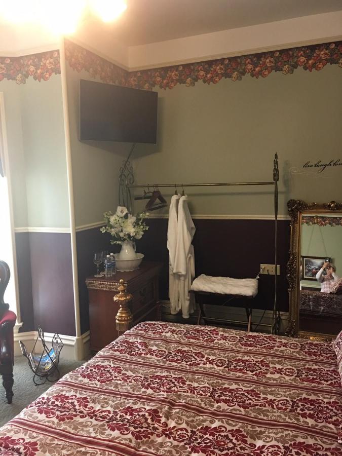 | Queen Anne Bed and Breakfast