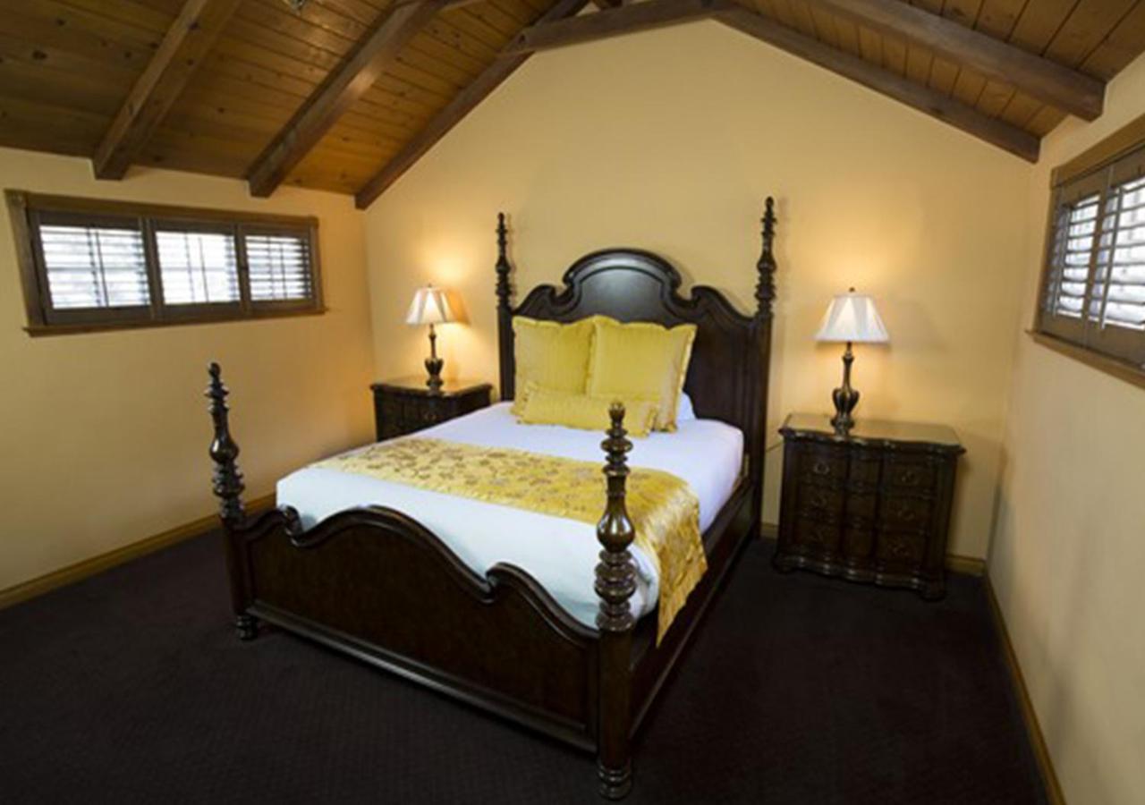 Harvard Square at Madonna Inn