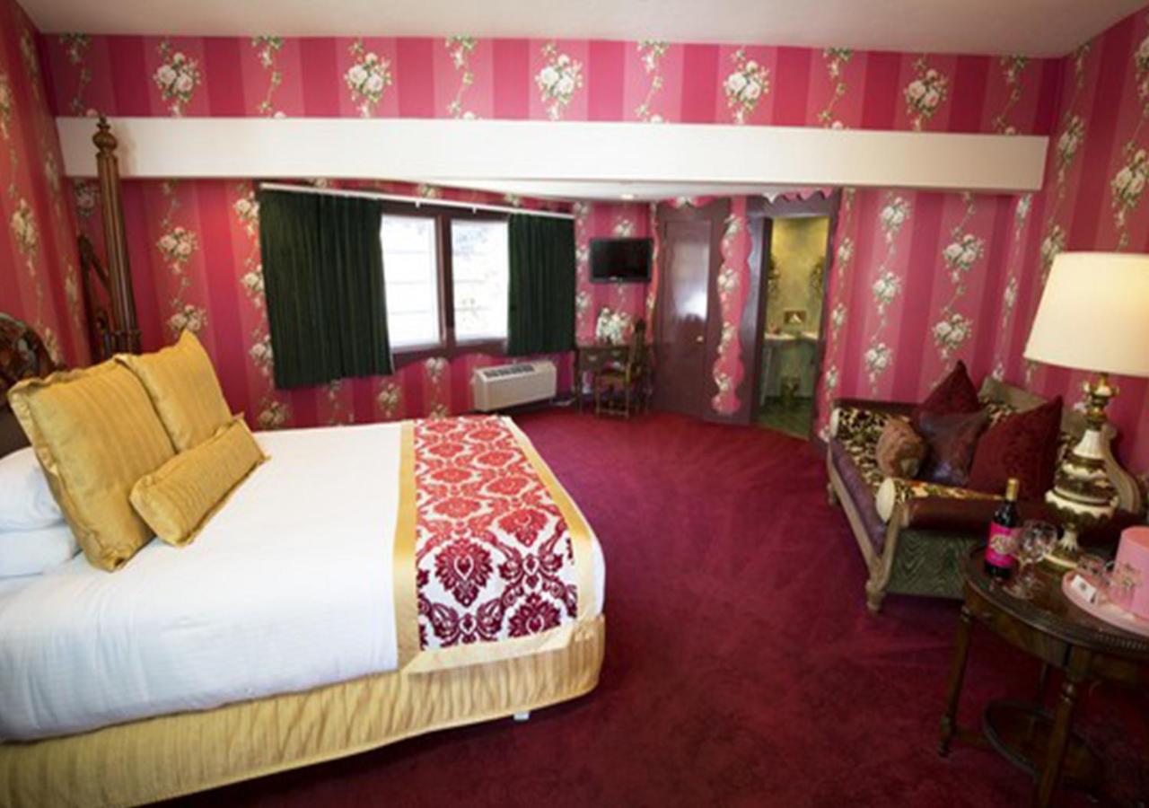 American Beauty at Madonna Inn