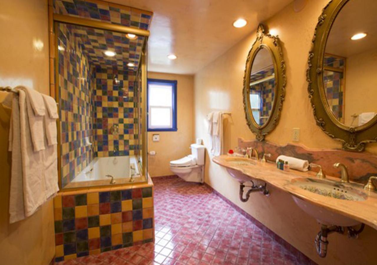 American Home at Madonna Inn