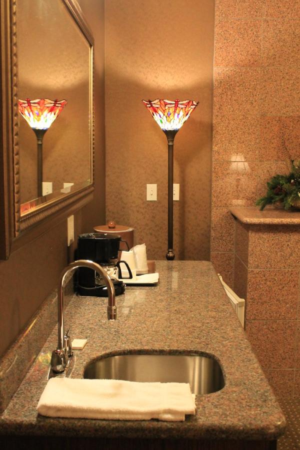  | Rushmore Express & Suites