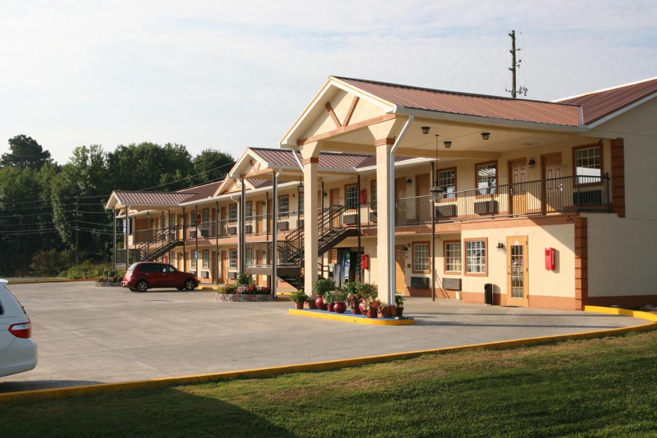 | Coach Inn - Summerville