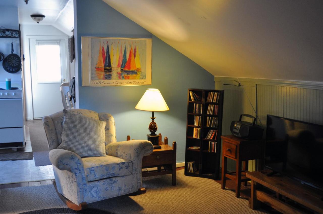 | Otter Creek Inn