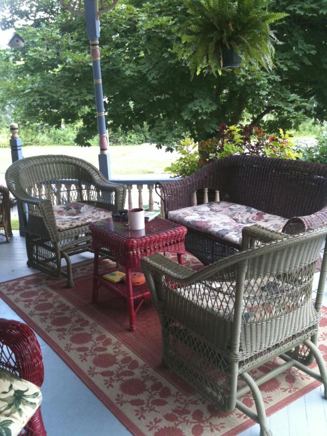 | Rose & Thistle Bed & Breakfast