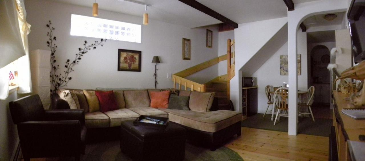  | Alaska Chalet Bed & Breakfast