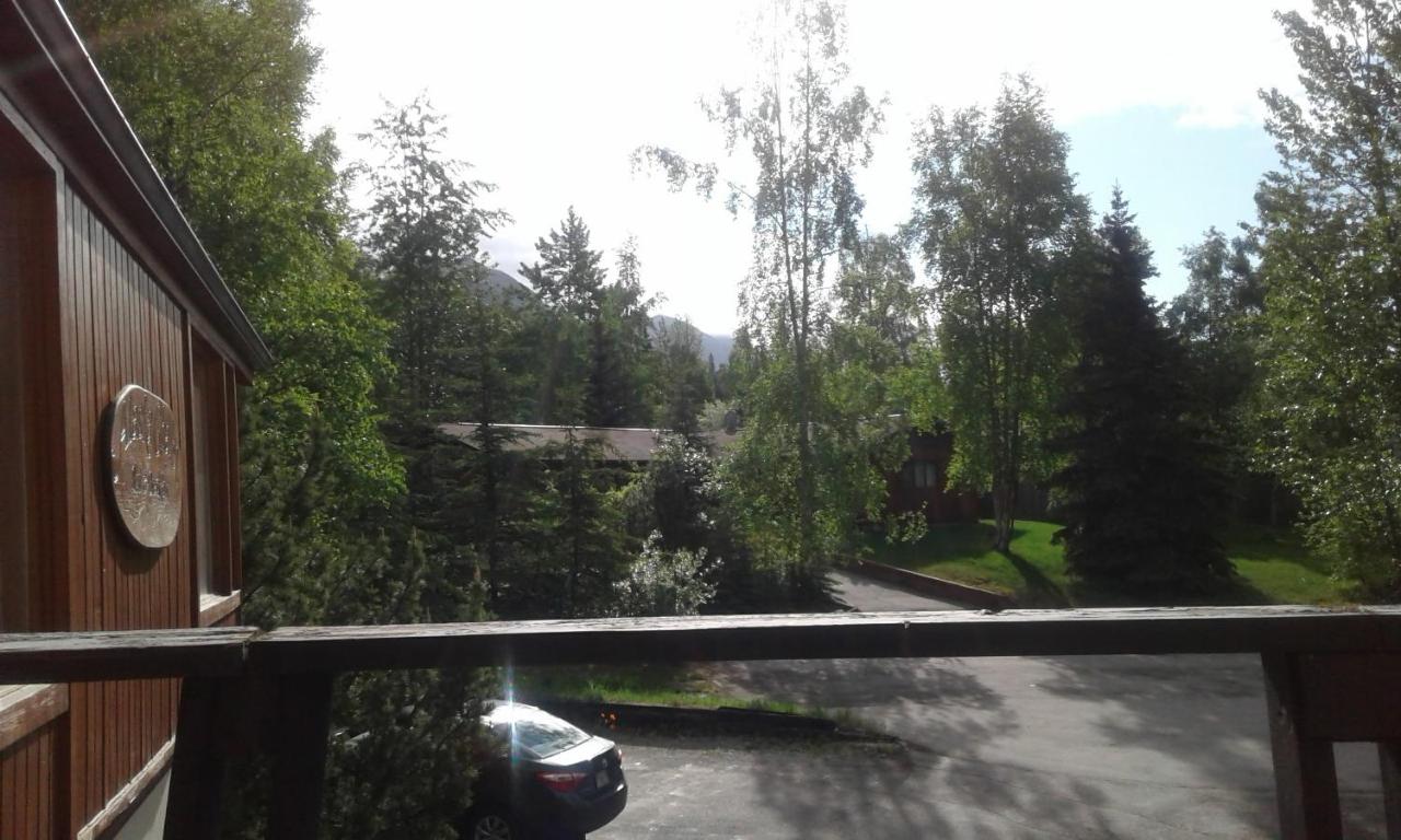  | Alaska Chalet Bed & Breakfast