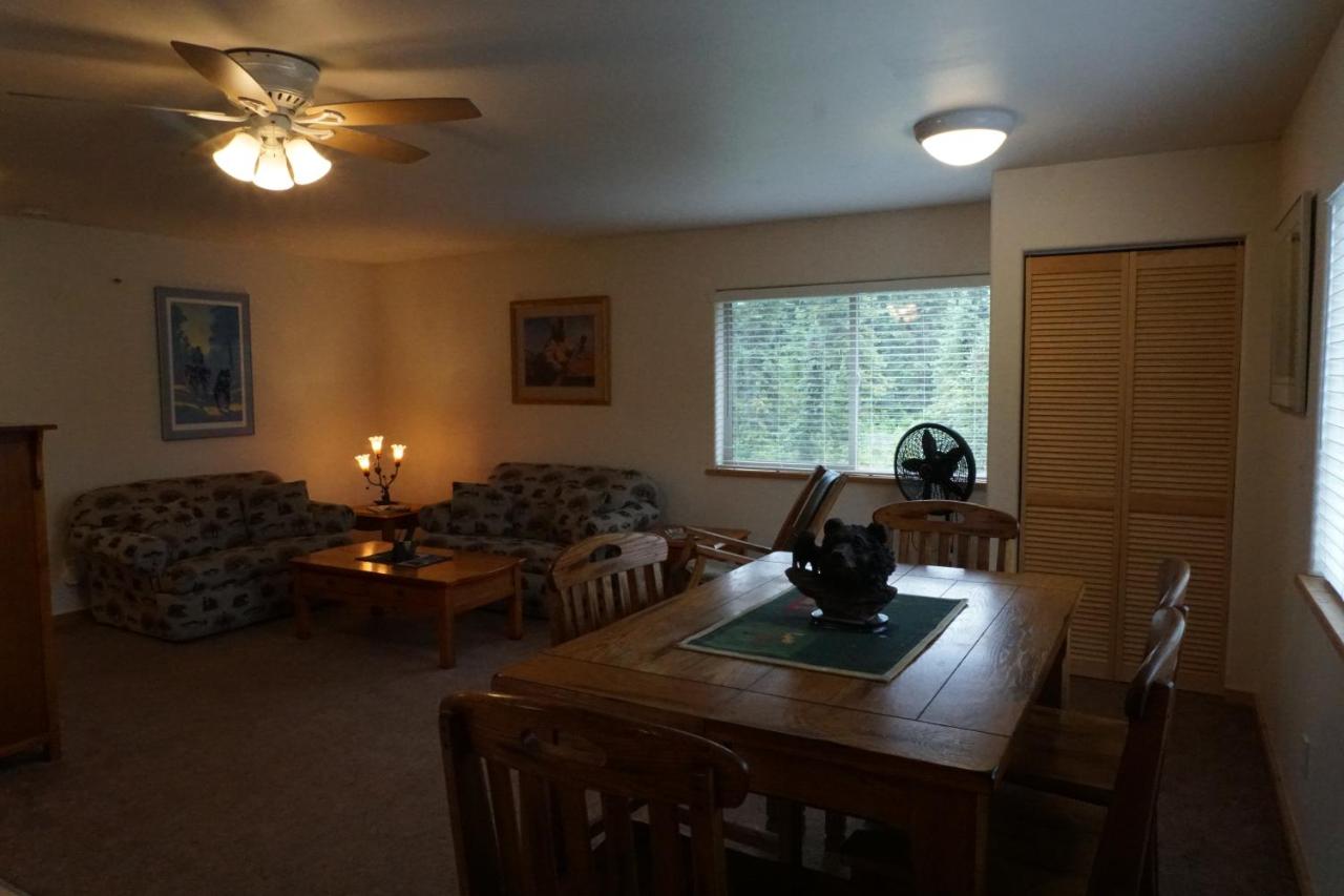 | Salmon Catcher Lodge