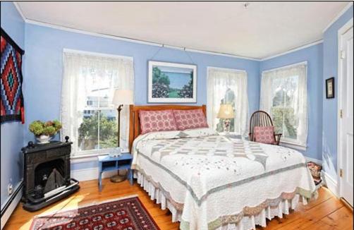 | Black Lantern B&B