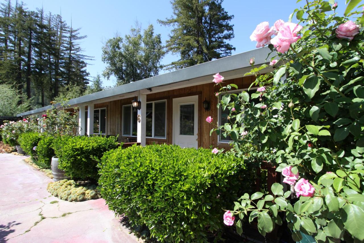  | The Woods Hotel - Gay LGBTQ Cabins