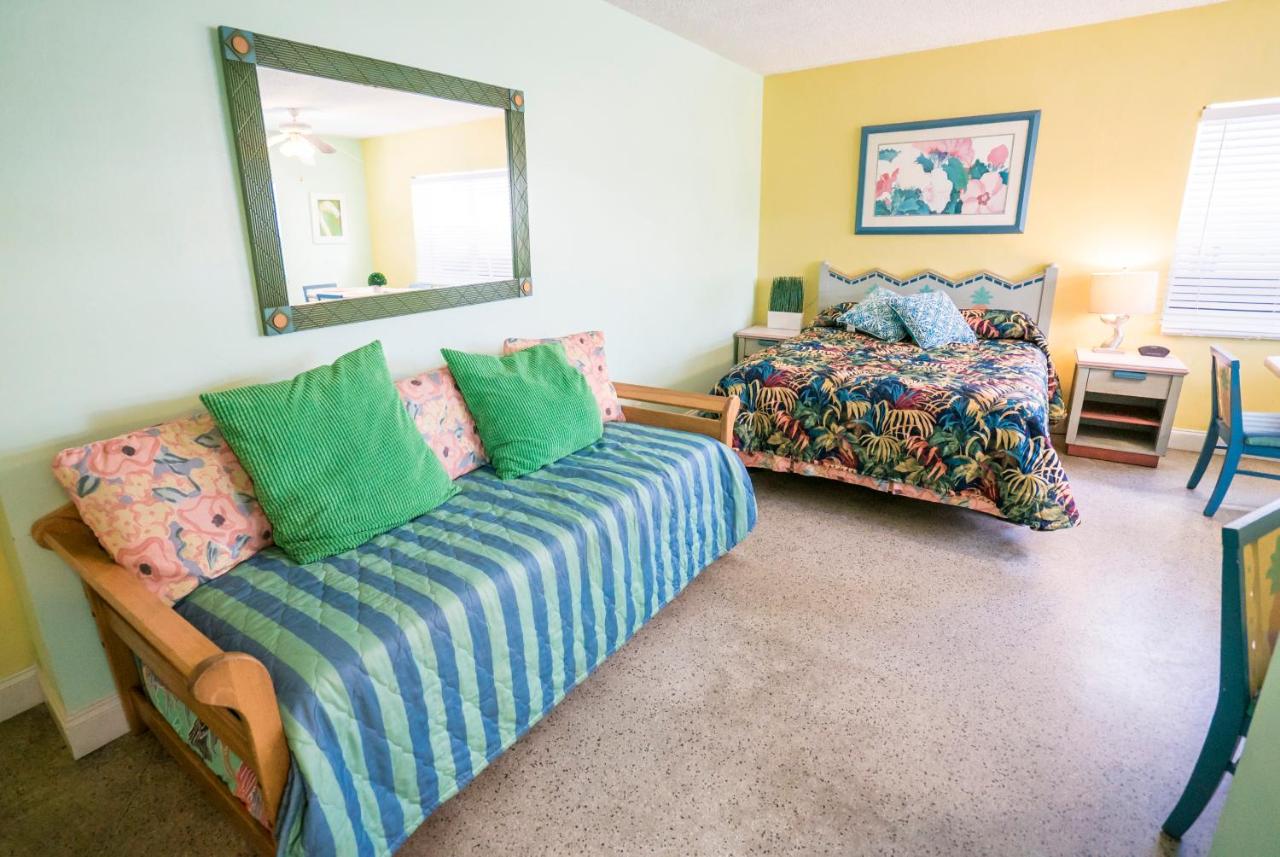 Deluxe Studio at Ocean Inn