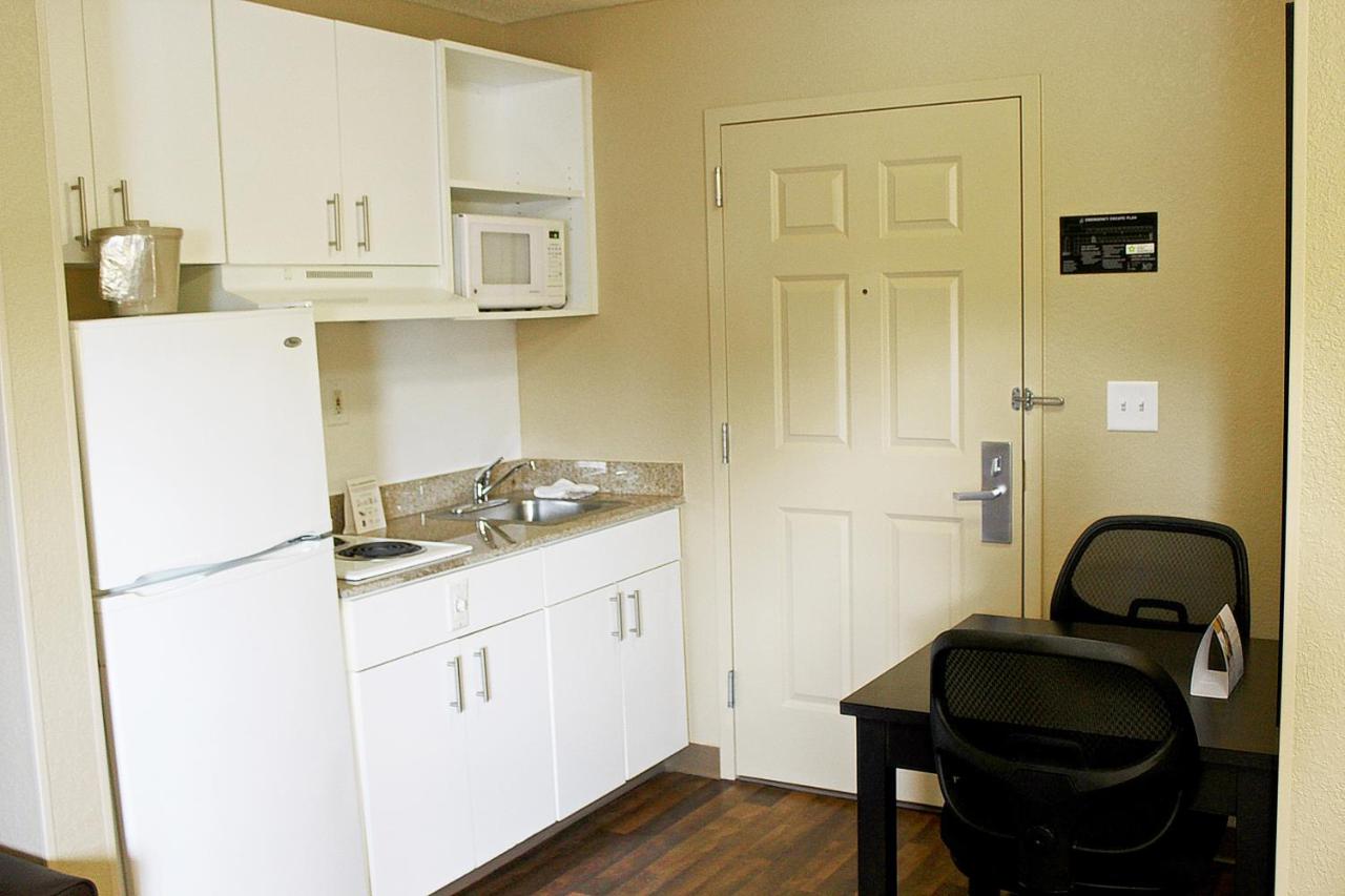 Studio with 1 King Bed - Non-Smoking at Extended Stay America Suites Chesapeake Greenbrier Circle