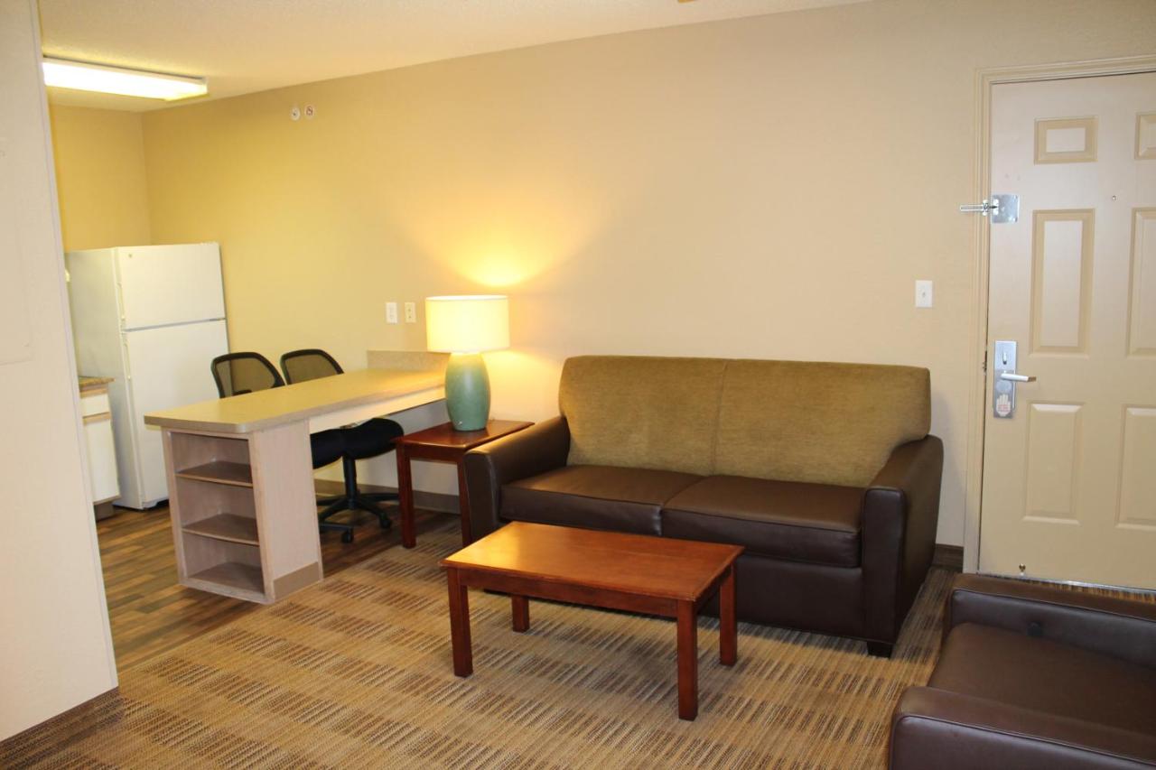 One Bedroom Suite with 2 Double Beds - Non-Smoking at Extended Stay America Select Suites - Houston - Sugar Land