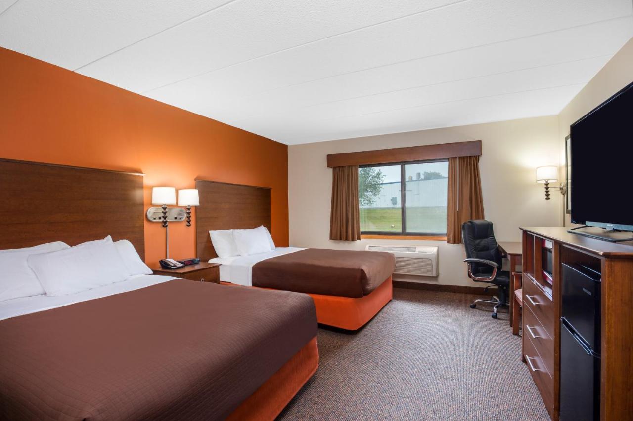| AmericInn by Wyndham Tomah