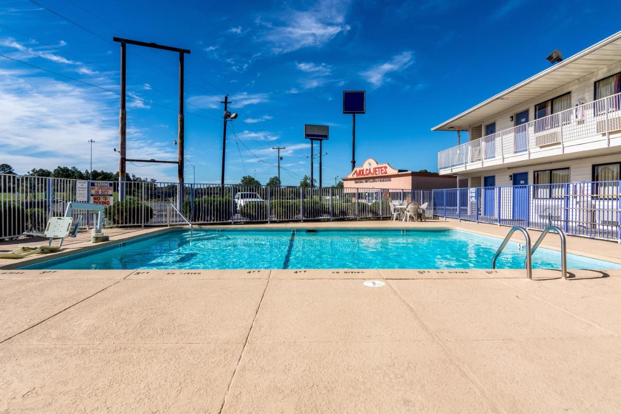  | Motel 6-Lumberton, NC
