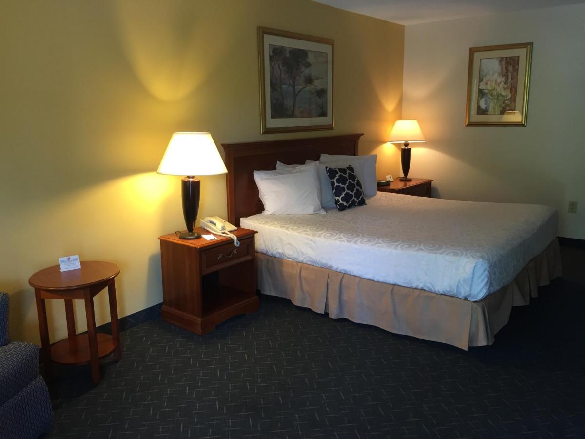 King Room - Non-Smoking at 1863 Inn of Gettysburg