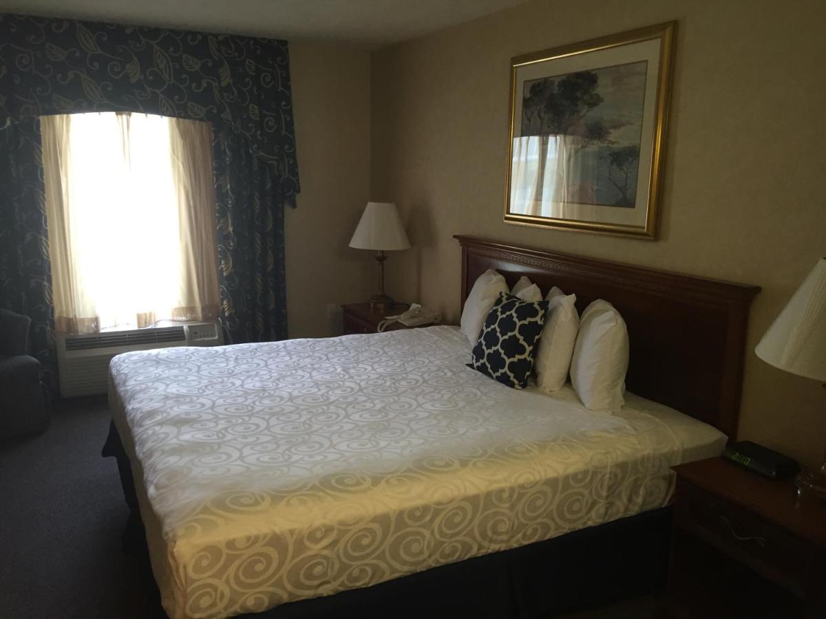 King Room - Non-Smoking at 1863 Inn of Gettysburg