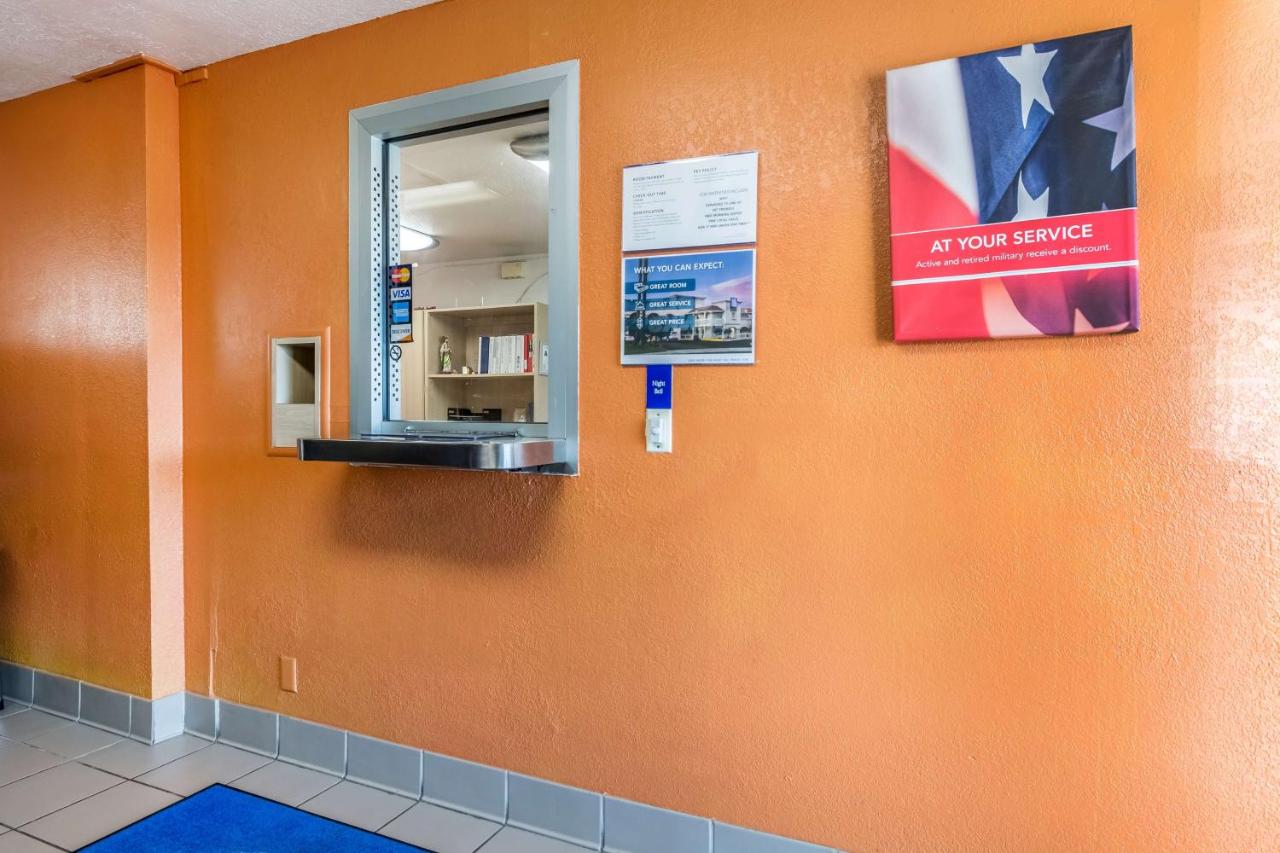  | Motel 6-Lumberton, NC
