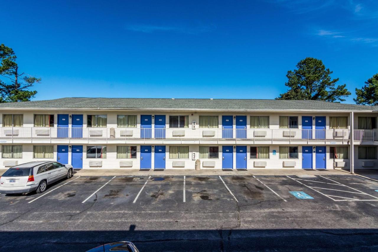  | Motel 6-Lumberton, NC