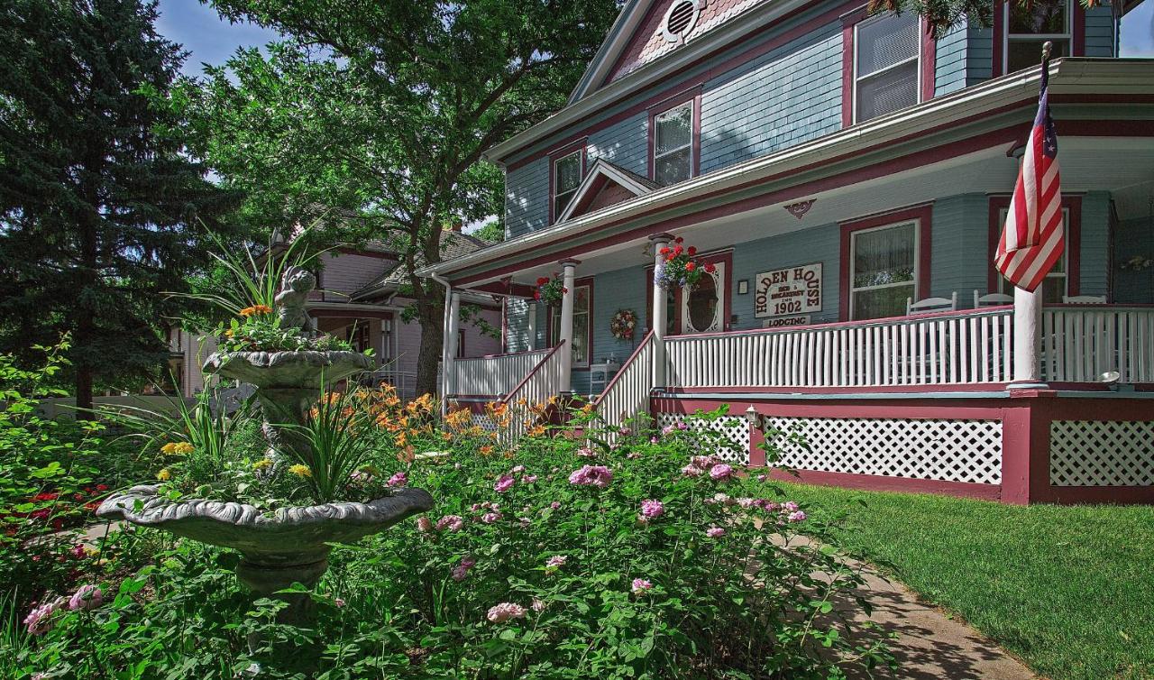 | Holden House 1902 Bed & Breakfast Inn