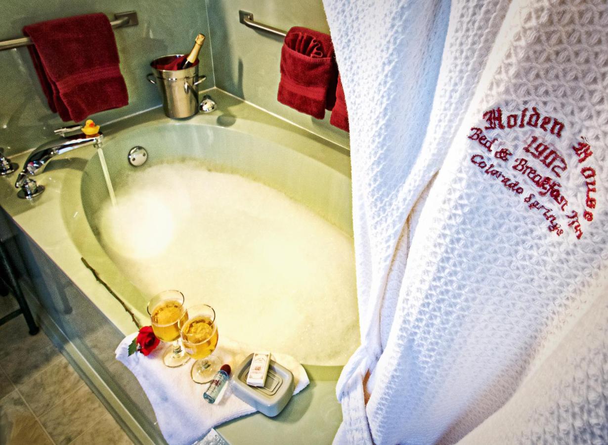| Holden House 1902 Bed & Breakfast Inn