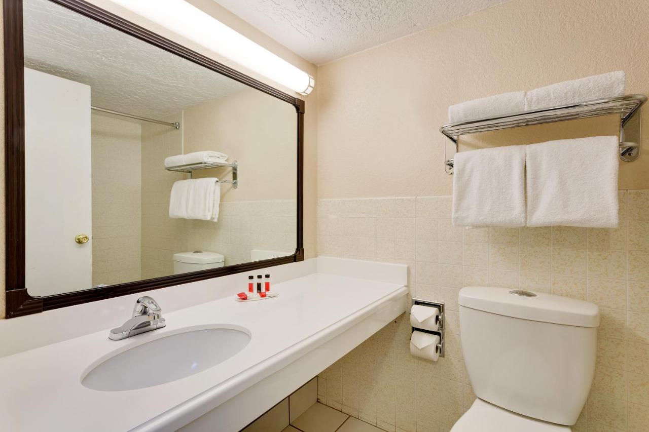 King Room - Non-Smoking at Ramada by Wyndham Provo