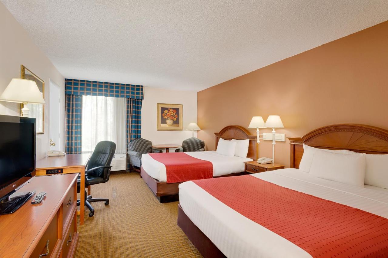 Queen Room with Two Queen Beds - Non-Smoking at Ramada by Wyndham Provo