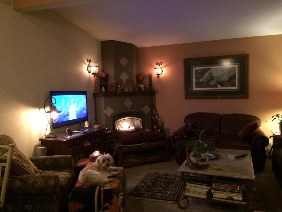  | Black Bear Inn