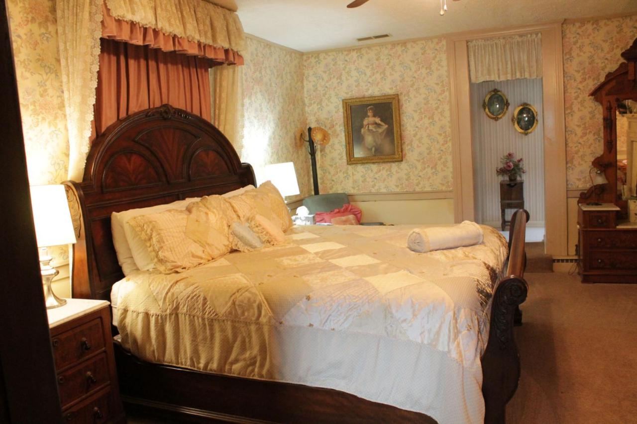  | Jailer's Inn