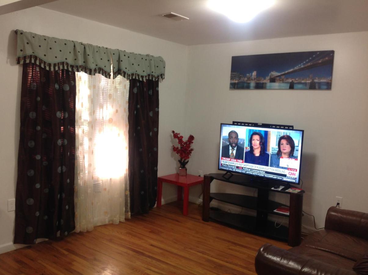 | Mojoy Homesuites At Runyon