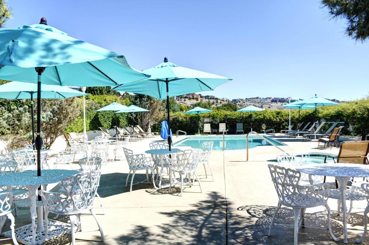 | Forest Villas Hotel