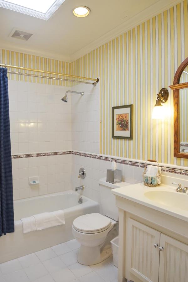 Double or Twin Room at Hotel Mac