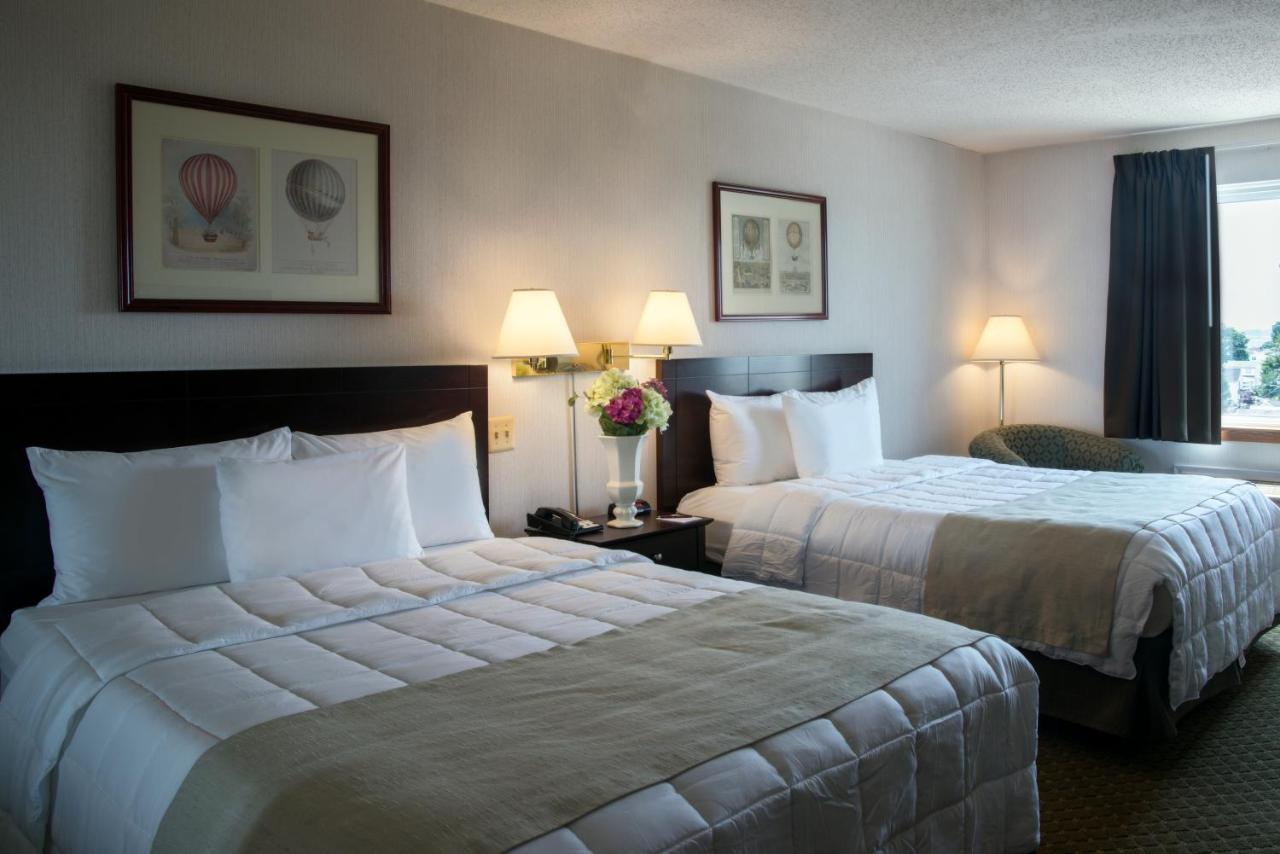 Standard Queen Room Non Refundable at Meadowlands Plaza Hotel